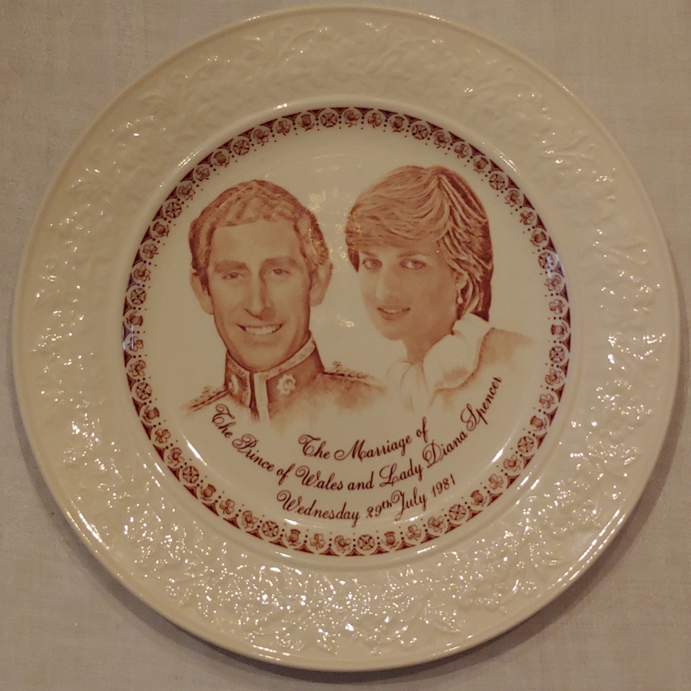 Prince Charles & Diana Royal Wedding Plate 1981 